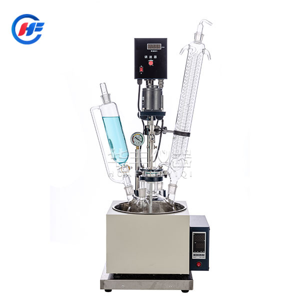 玻璃反應釜在使用過程中應注意以下幾點